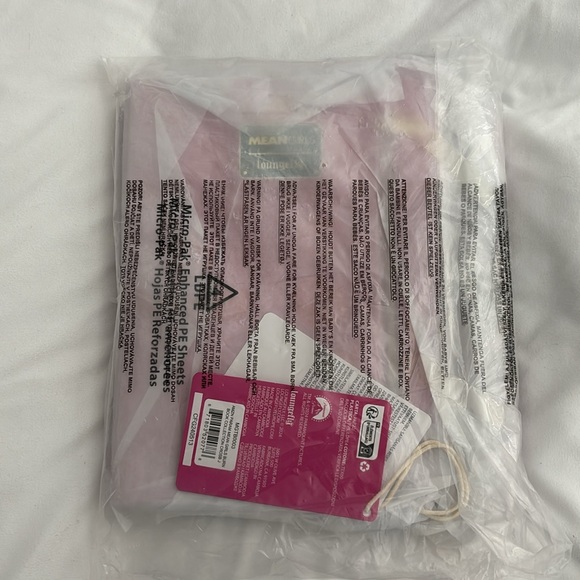 NWT Loungefly Mean Girls Burn Book Notebook - Picture 6 of 6